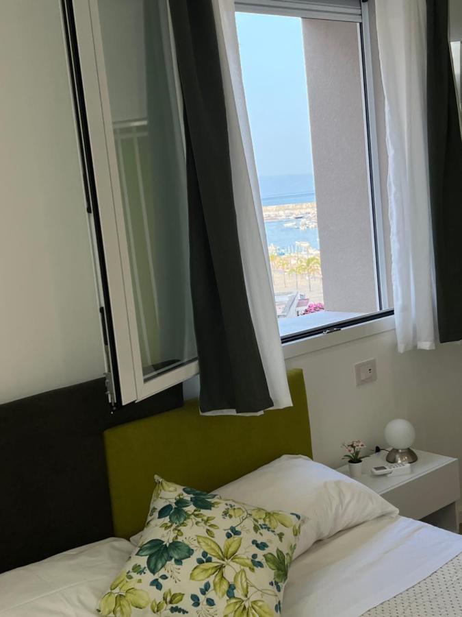 Perla Sul Mare Apartments Giardini-Naxos Extérieur photo