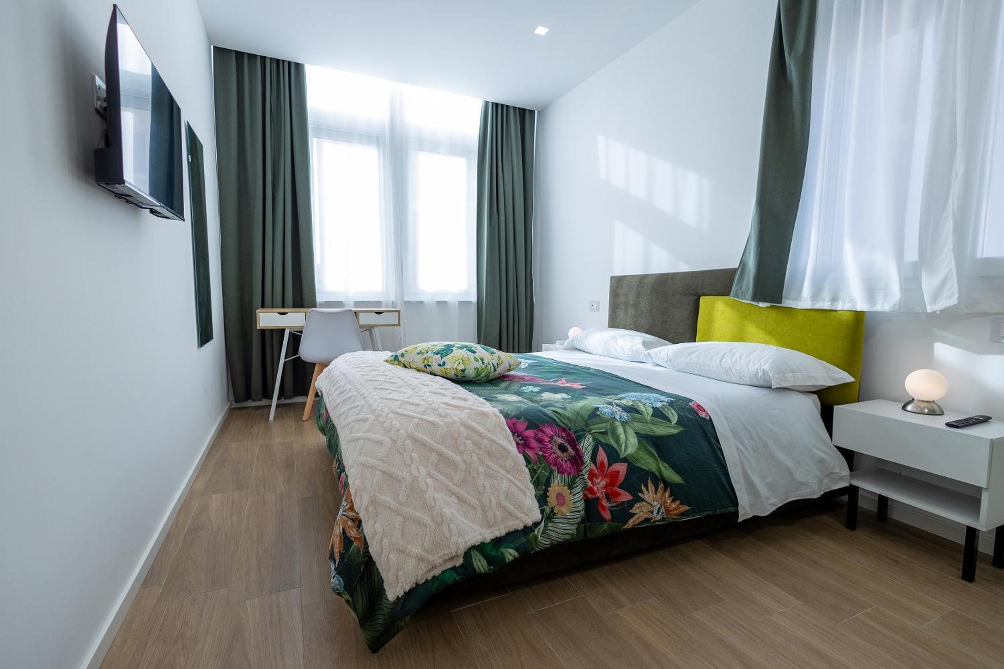 Perla Sul Mare Apartments Giardini-Naxos Extérieur photo